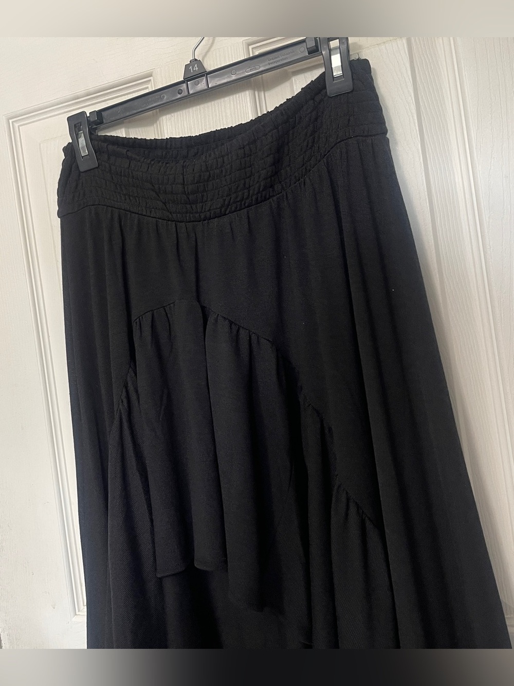 Joyfolie Black High-Low Ruffle Knit Skirt Size L - Picture 3 of 9